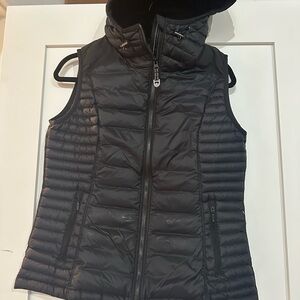 Kuhl SpyfireWomen's Quilted Down Black Puffer Vest